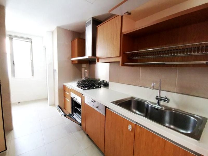 THE BERTH BY THE COVE 4