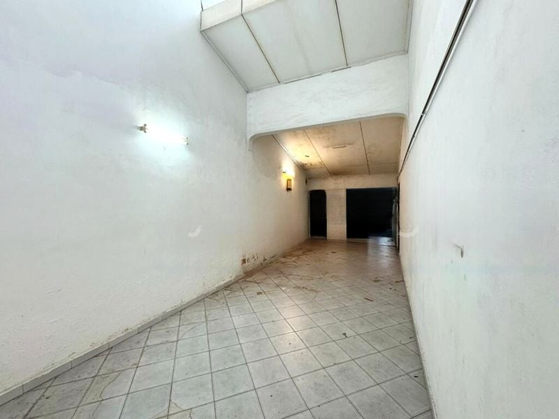 THOMSON HILLS ESTATE 2