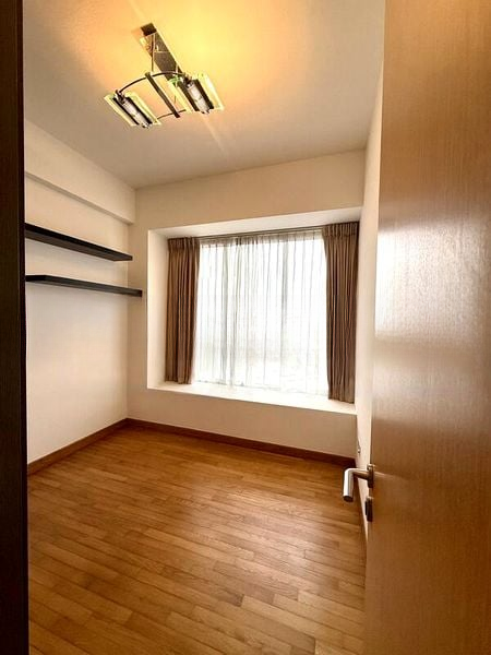 THE REGENCY AT TIONG BAHRU 5