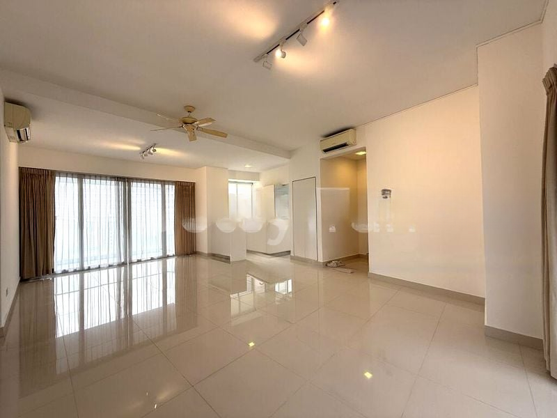 THE REGENCY AT TIONG BAHRU 7