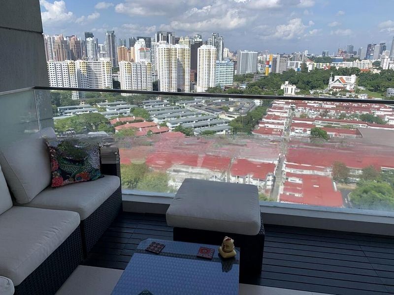 THE REGENCY AT TIONG BAHRU 10
