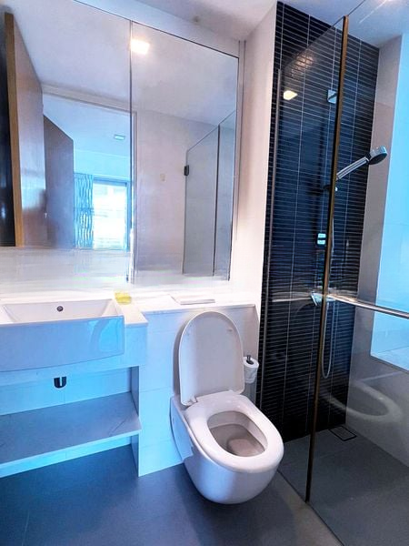 THE COAST AT SENTOSA COVE 11