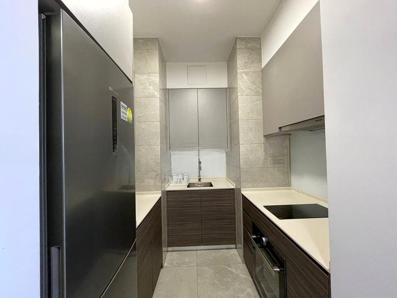 STIRLING RESIDENCES 3