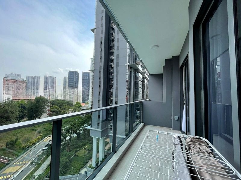 STIRLING RESIDENCES 7