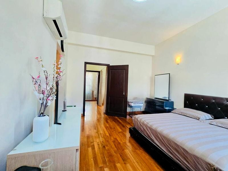 MERA TERRACE 9