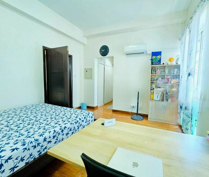 MERA TERRACE 12