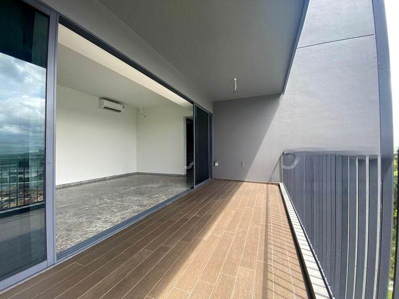 THE LINQ @ BEAUTY WORLD 5