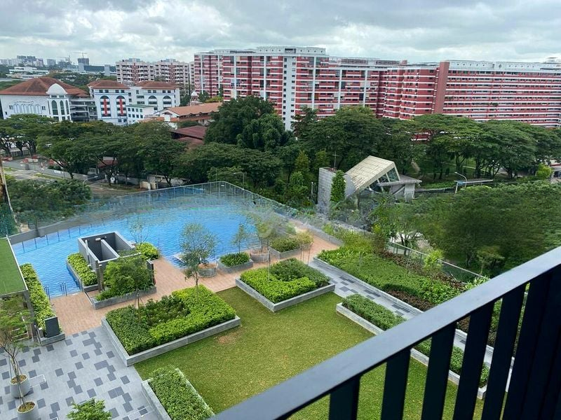 THE LINQ @ BEAUTY WORLD 11