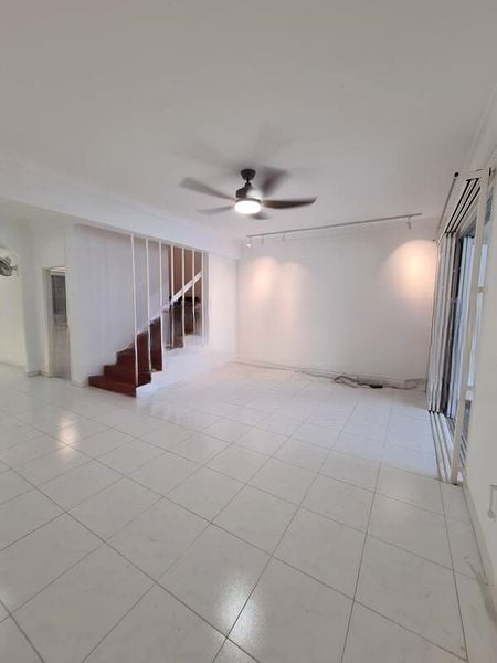 SELETAR HILLS ESTATE 2