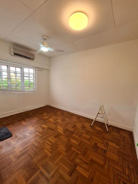 SELETAR HILLS ESTATE 5