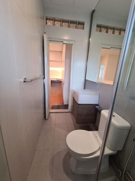 SELETAR HILLS ESTATE 9