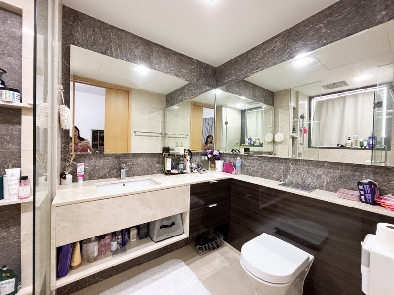 COMMONWEALTH TOWERS 9