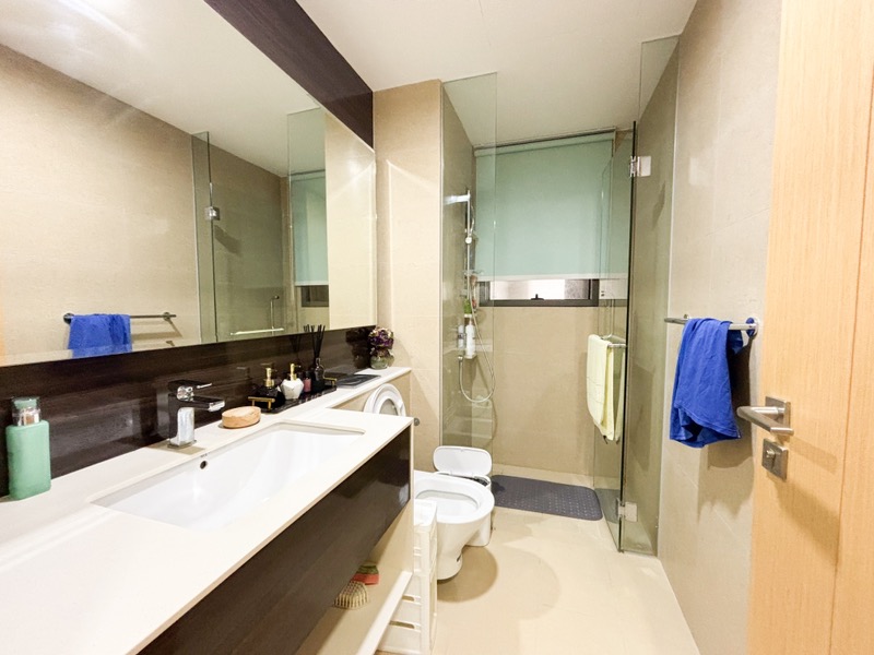 COMMONWEALTH TOWERS 10