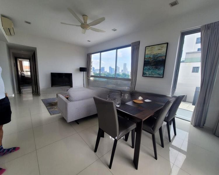 THE WHARF RESIDENCE 4