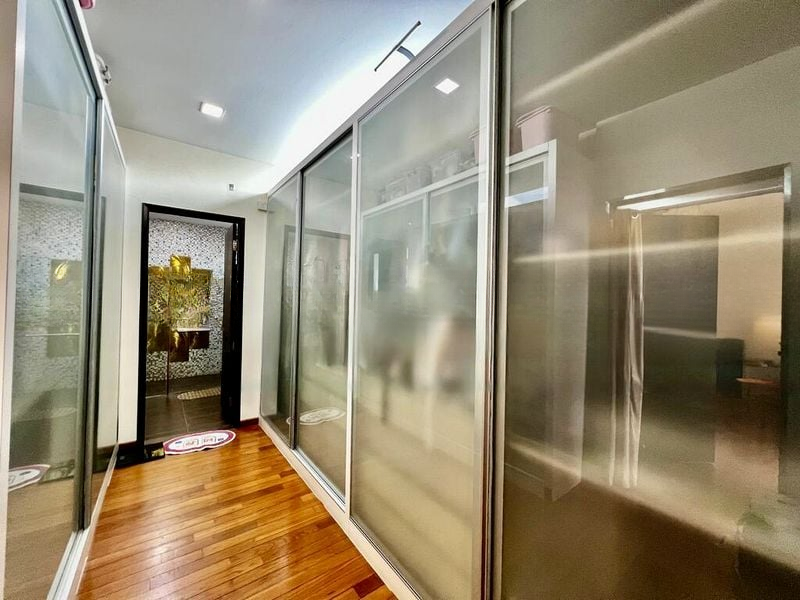 SEMBAWANG STRAITS ESTATE 8