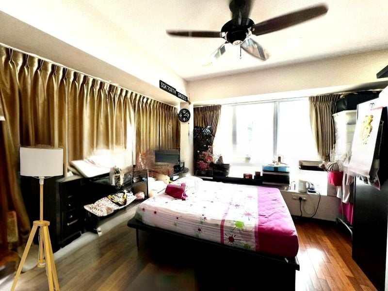 SEMBAWANG STRAITS ESTATE 2