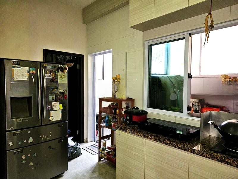 SEMBAWANG STRAITS ESTATE 10