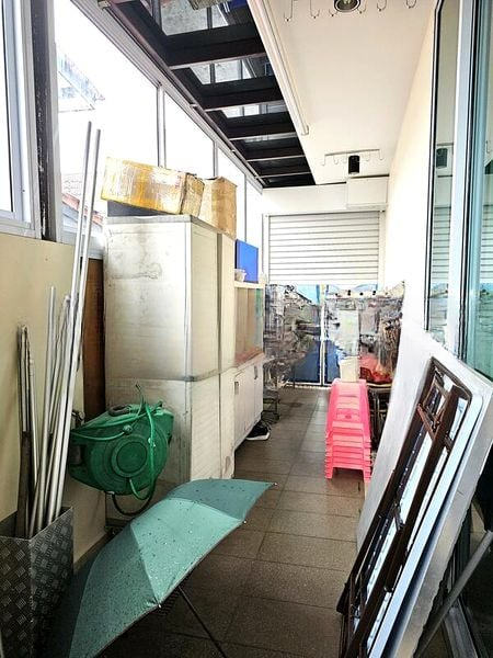 SEMBAWANG STRAITS ESTATE 6