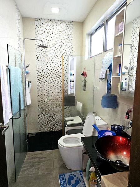 SEMBAWANG STRAITS ESTATE 4