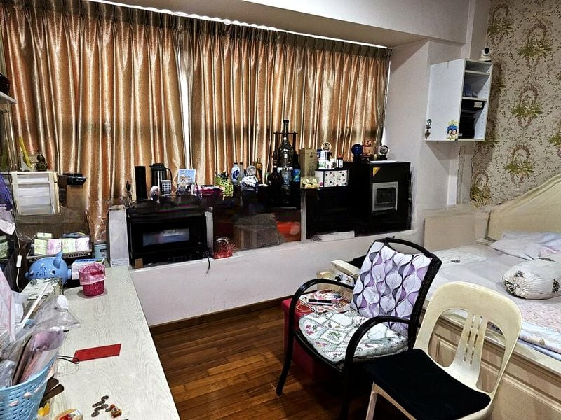 SEMBAWANG STRAITS ESTATE 13