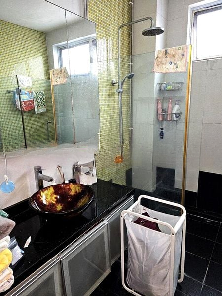 SEMBAWANG STRAITS ESTATE 8