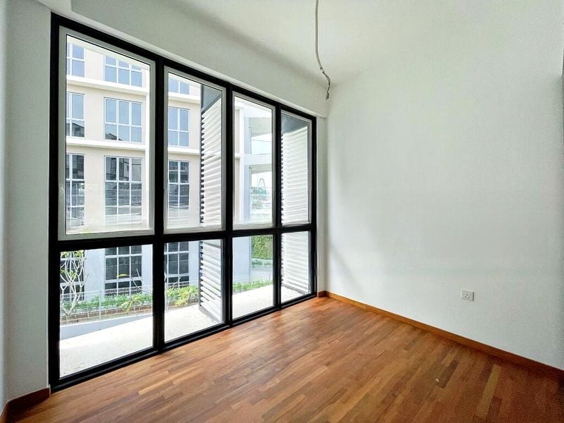 THE VERANDAH RESIDENCES 8