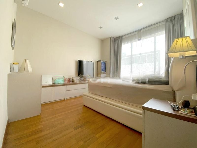 BELLAVILLE 7