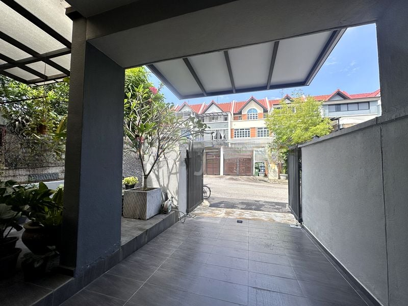LIRIA TERRACE 8