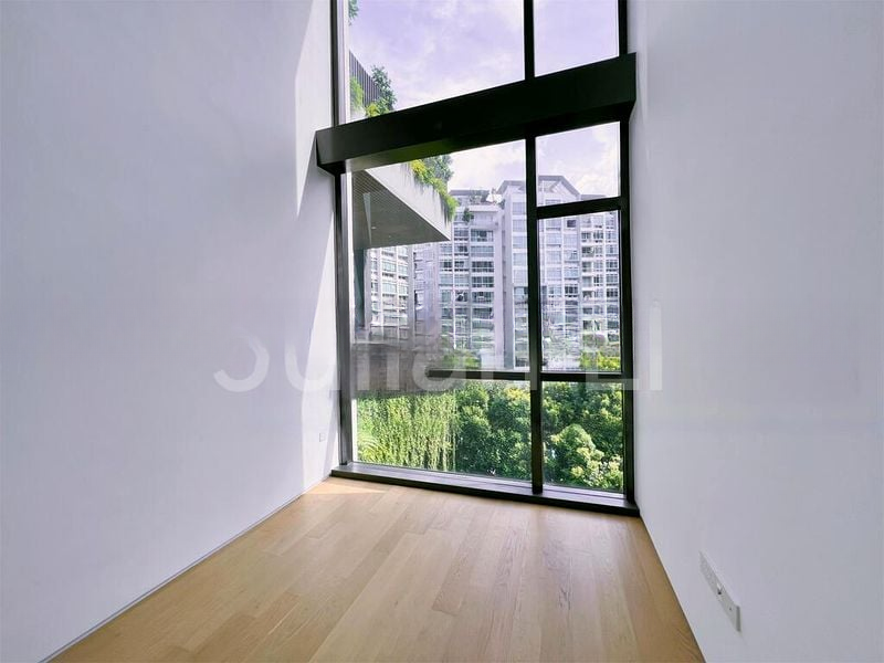 SLOANE RESIDENCES 6