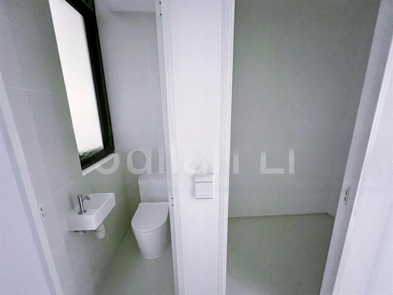 SLOANE RESIDENCES 10
