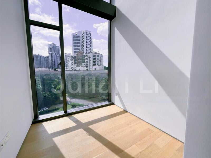 SLOANE RESIDENCES 4