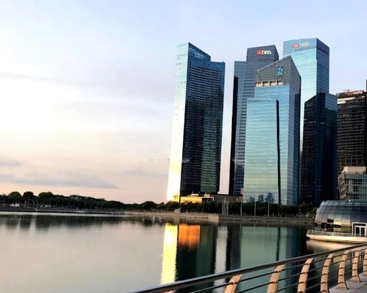 MARINA BAY RESIDENCES 1