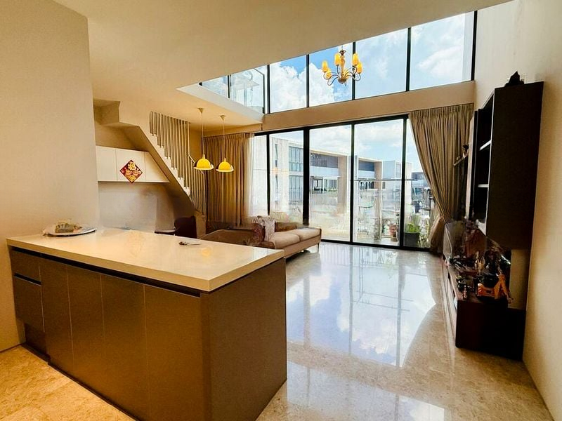 THE VENUE RESIDENCES 5