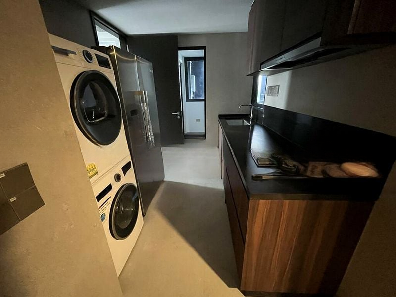 PULLMAN RESIDENCES NEWTON 13