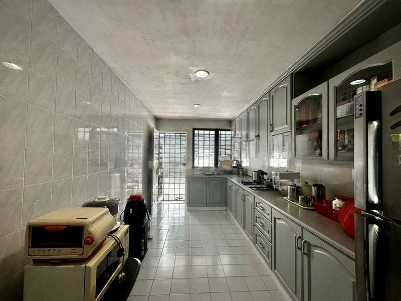 GERALD RESIDENCE 8