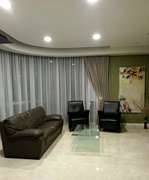 MADISON RESIDENCES 9
