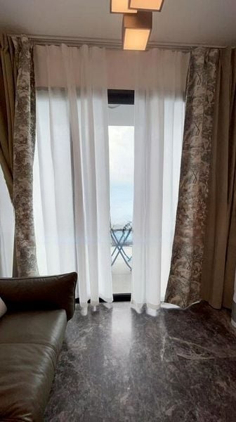 AVENUE SOUTH RESIDENCE 12