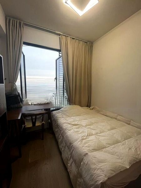 AVENUE SOUTH RESIDENCE 7