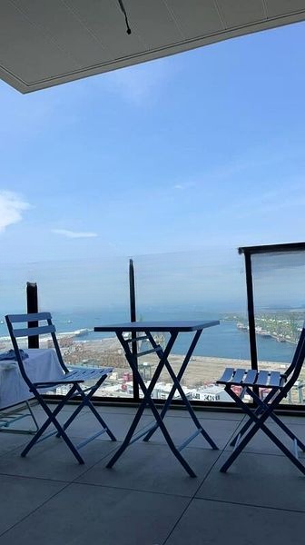 AVENUE SOUTH RESIDENCE 4