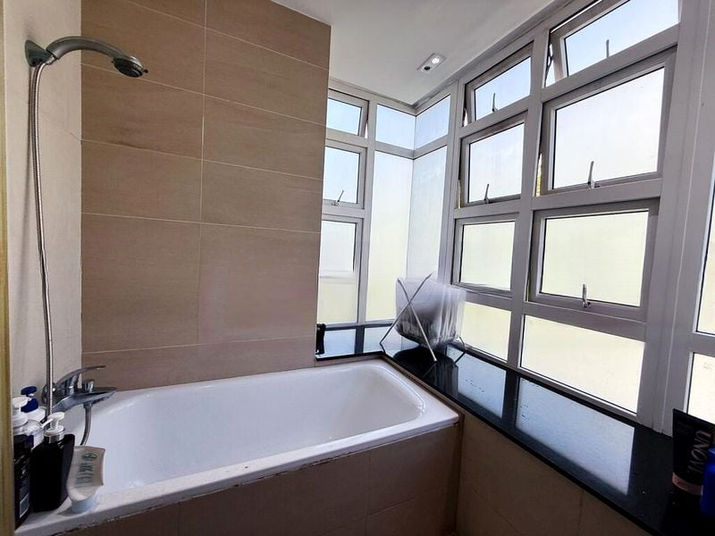 PALM GROVE REGENCY 8