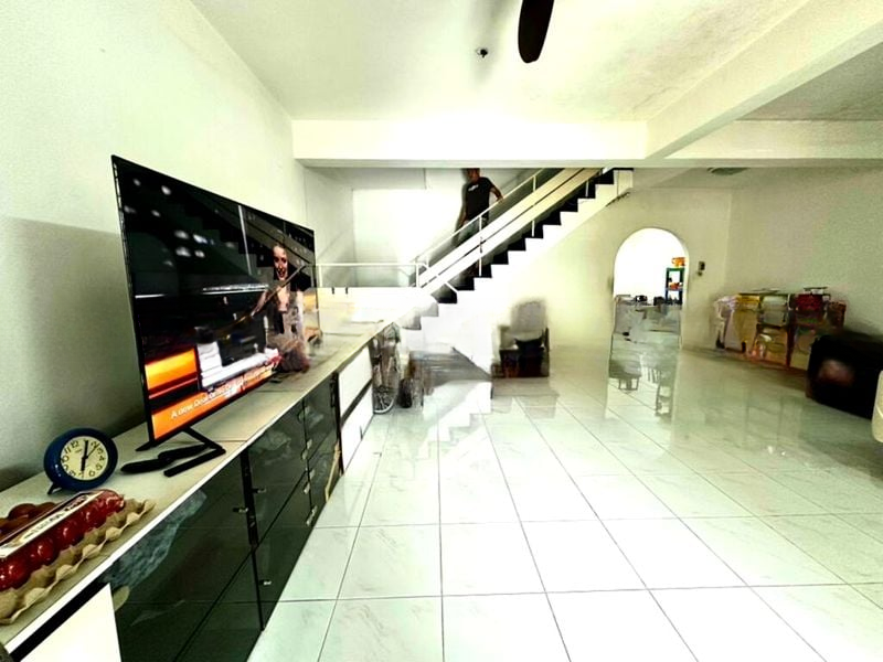 TEACHER'S HOUSING ESTATE 5