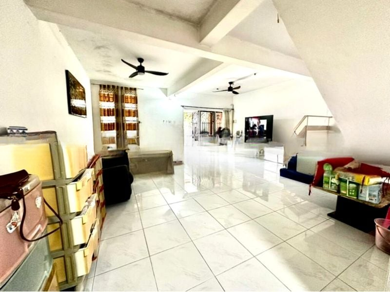 TEACHER'S HOUSING ESTATE 4