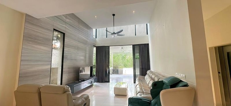 PHOENIX HEIGHTS 15