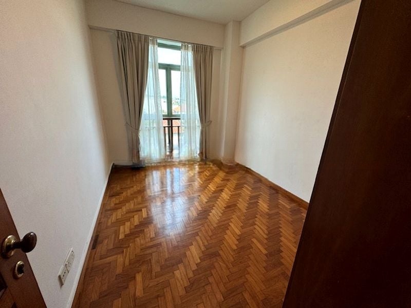 GOLD PALM MANSIONS 11