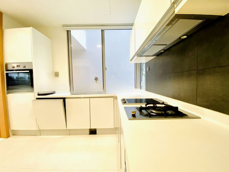 THE OCEANFRONT @ SENTOSA COVE 6