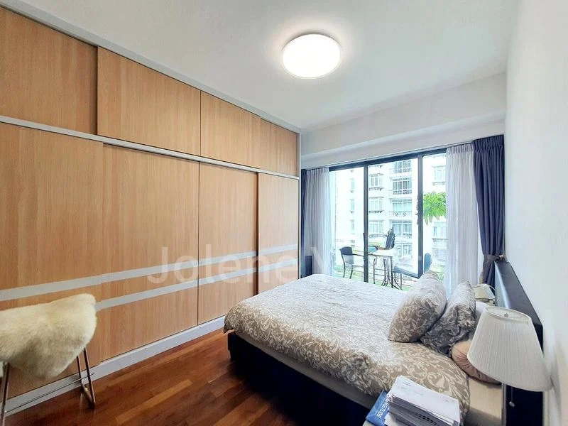 WATERMARK ROBERTSON QUAY 5