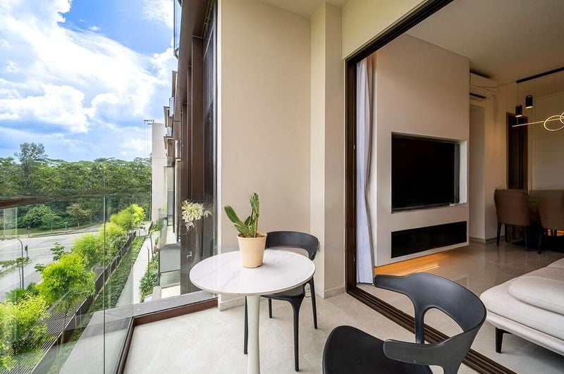 DAIRY FARM RESIDENCES 13