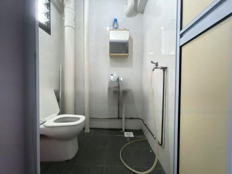 JURONG EAST ST 13 11