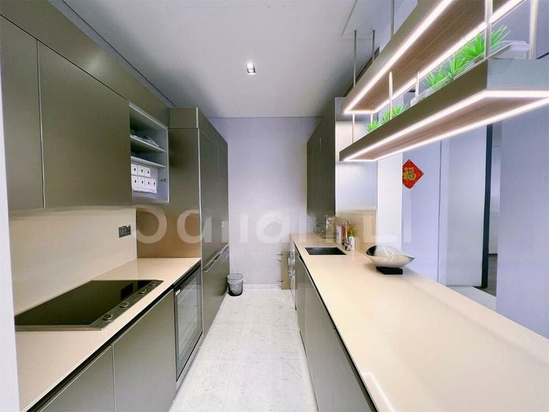 SOUTH BEACH RESIDENCES 3