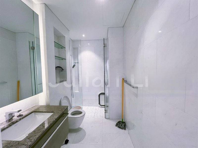 SOUTH BEACH RESIDENCES 4